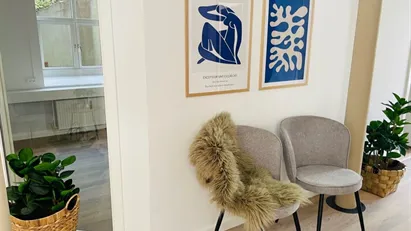 Momsfrit kliniklokale til 5.600 kr. Momsfrit kliniklokale til 5.600 kr.